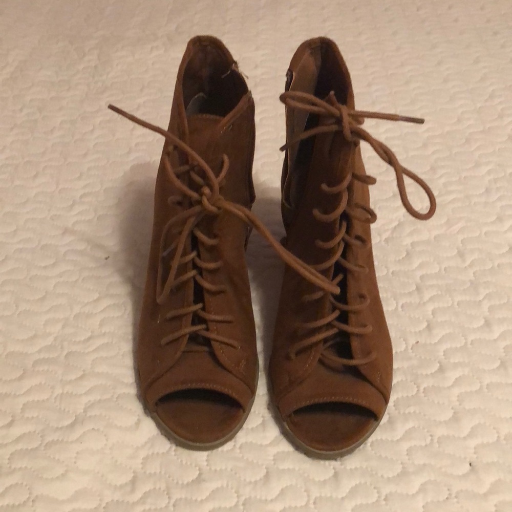 Ankle boots